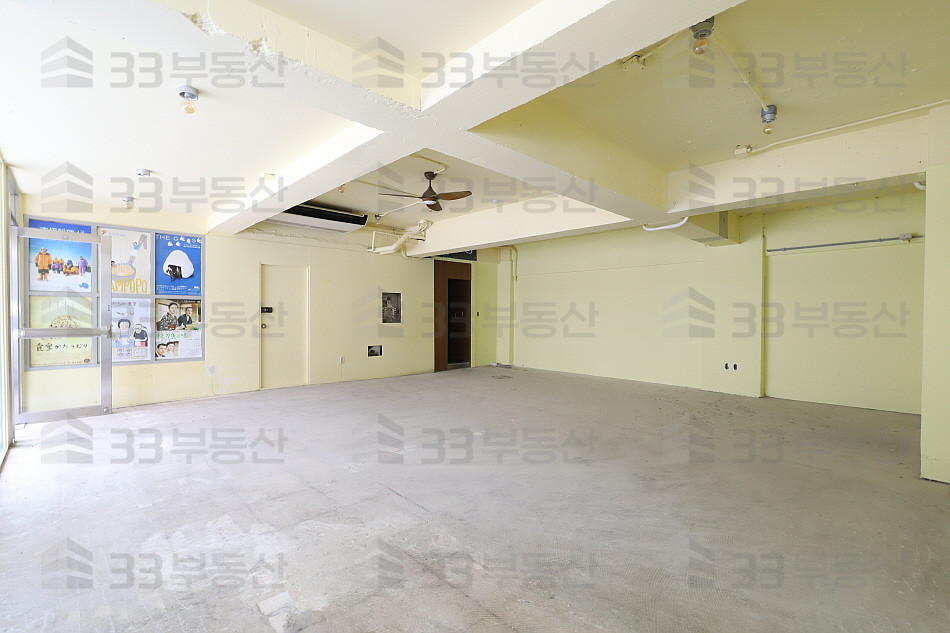 서울 강남구 신사동 압구정로데오거리 1층무권리상가 즉시입주가능 ! 월세 매물번호 10416 사진 2