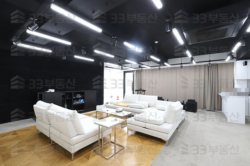 서울 강남구 신사동 보증금조정O 신사역도보1분 단독루프탑O ! 월세 매물번호 10420 사진 1