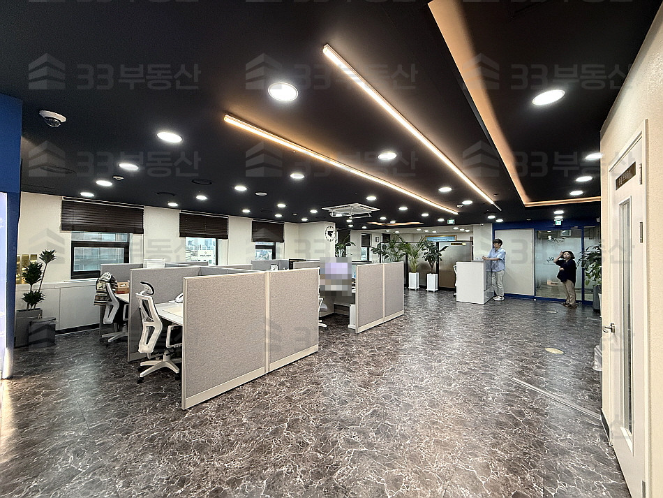 서울 강남구 신사동 주차2대 가성비굿 대로변사무실 실평수大 중소형사무실 ! 월세 매물번호 10436 사진 5