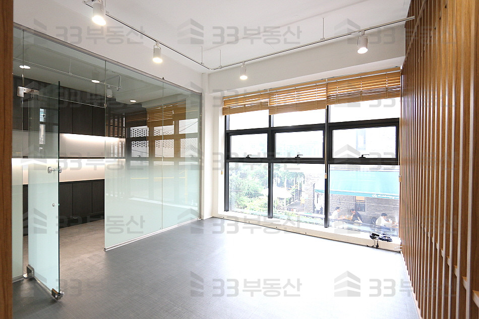 서울 강남구 역삼동 역삼역 도보5분 , 인테리어 A급사무실 월세 매물번호 10455 사진 7