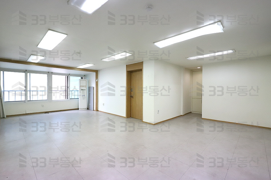 서울 강남구 논현동 7호선 더블역세권 룸2 베란다2 주차O 중소형사무실 ! 월세 매물번호 10498 사진 4
