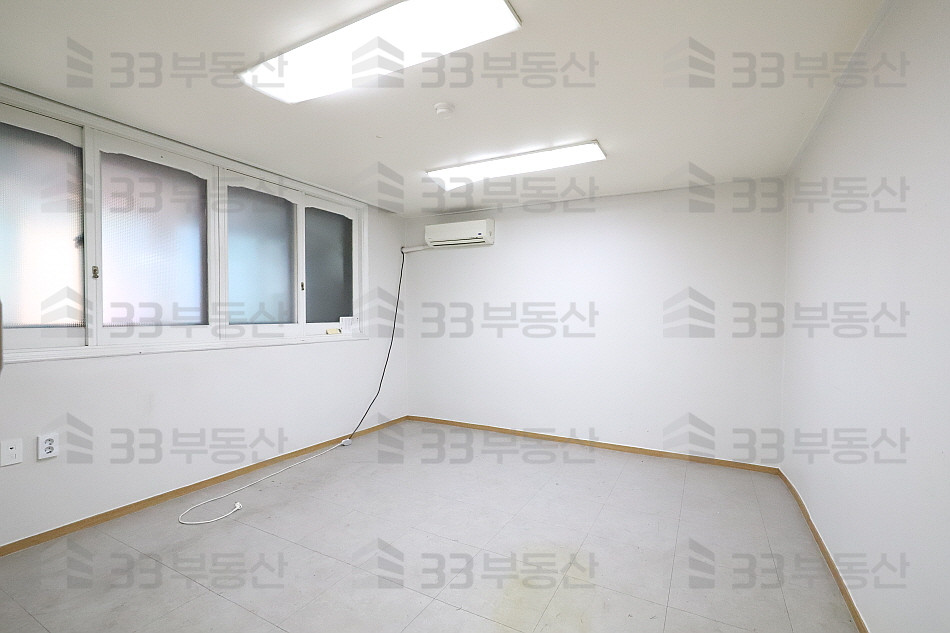 서울 강남구 논현동 7호선 더블역세권 룸2 베란다2 주차O 중소형사무실 ! 월세 매물번호 10498 사진 5