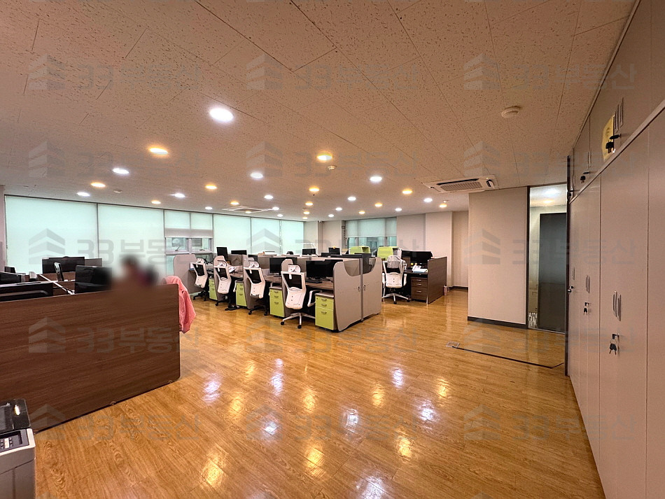 서울 강남구 대치동 선릉역2분 주차O 인테리어A 무권리O 깔끔한 사무실 ! 월세 매물번호 10501 사진 1