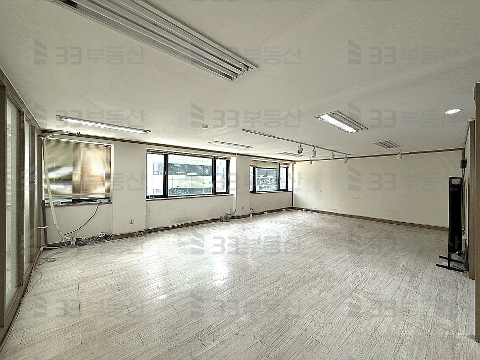 서울 강남구 대치동 자주식주차O 삼성역인근 2룸 인테리어 사무실 ! 월세 매물번호 10512 사진 2
