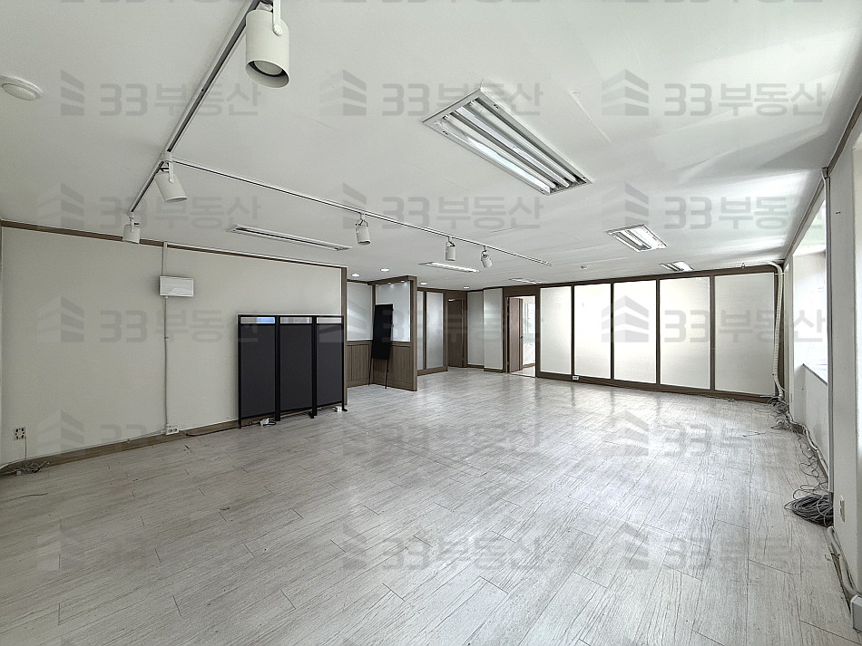 서울 강남구 대치동 자주식주차O 삼성역인근 2룸 인테리어 사무실 ! 월세 매물번호 10512 사진 3