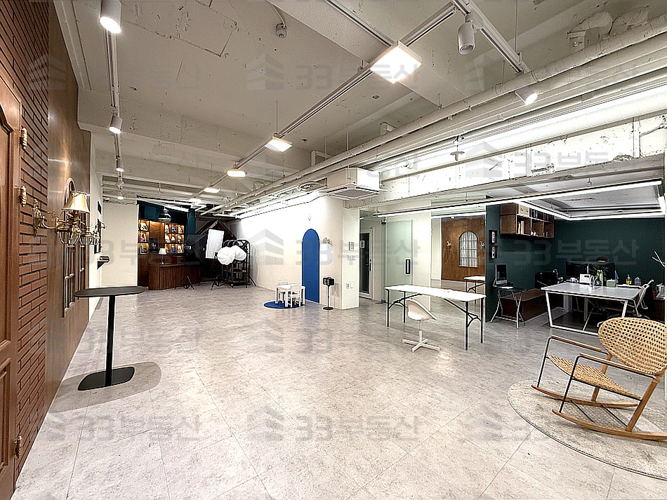 서울 강남구 대치동 스튜디오사무실 단독측사용O 인테리어A 룸4 홀大 자주식주차O ! 월세 매물번호 10513 사진 1