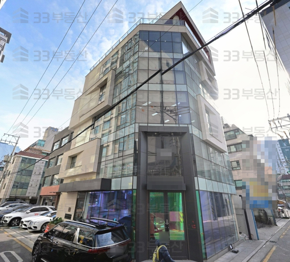서울 서초구 서초동 교대역 역세권, 즉시입주 가능, 주차편리한 통사옥 월세 매물번호 10518 사진 1
