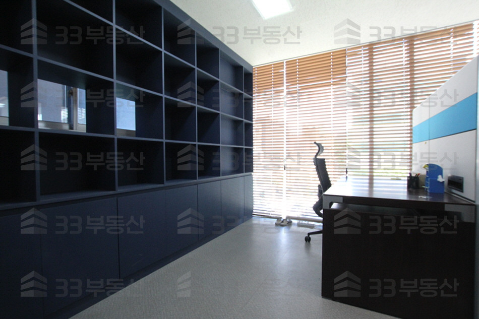 서울 서초구 양재동 양재동 내외관 깔끔한 코너건물, 개방감 우수, 빠른 협의 입주 월세 매물번호 10523 사진 2
