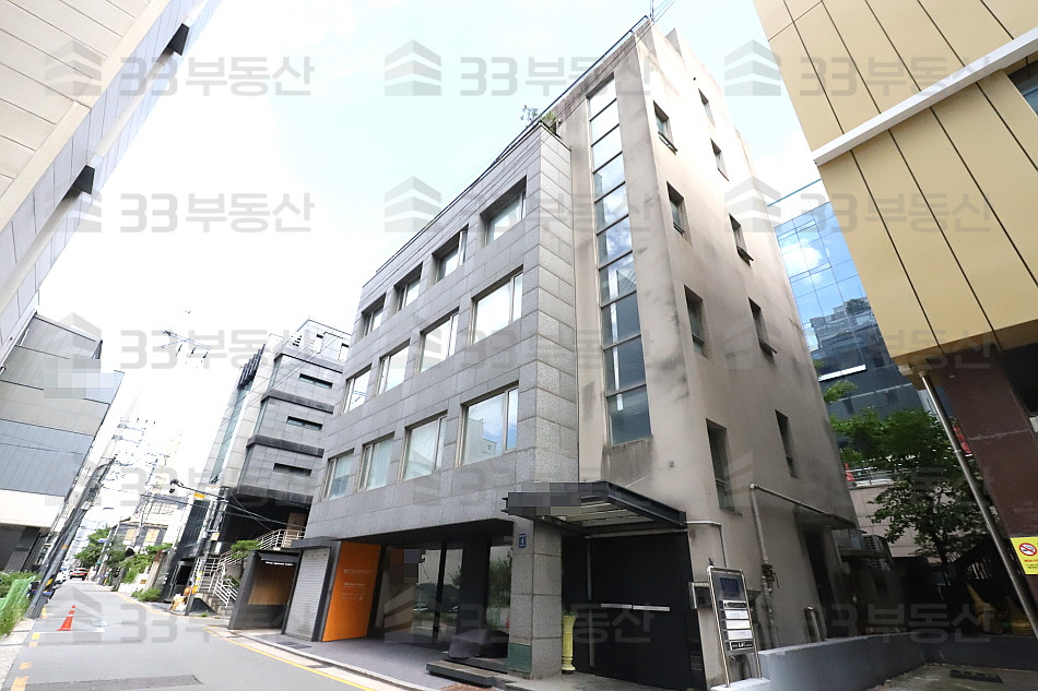 서울 강남구 신사동 제인빌딩동 인테리어A 무권리 엘베O 자주식주차O ! 월세 매물번호 10530 사진 11